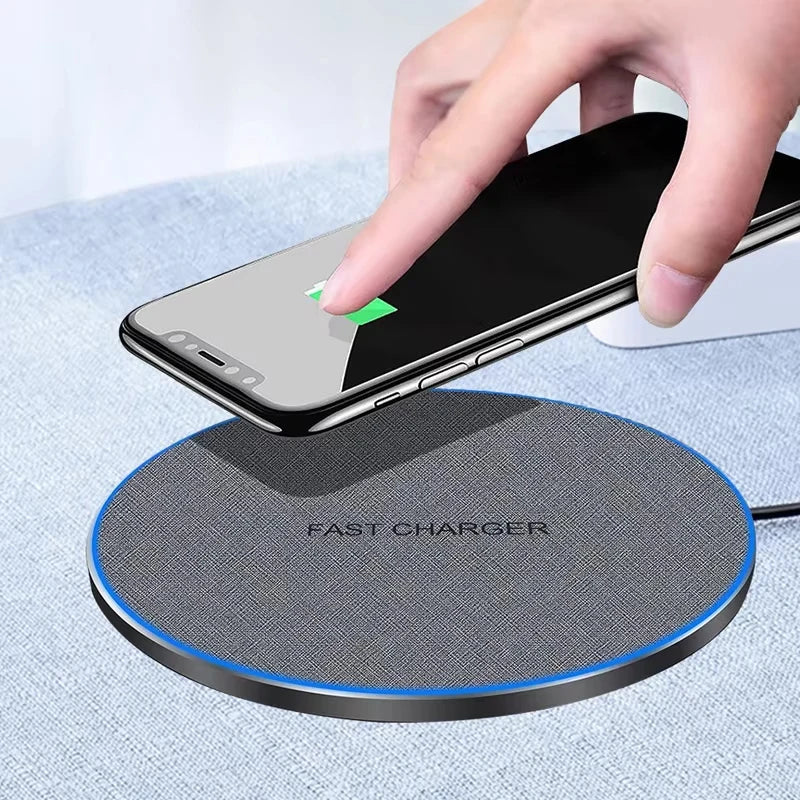Ultra-Thin Fast Wireless Charger Pad for Samsung Galaxy S24 S23 S22 iPhone 15 14 13 Pro Max Wireless Induction Charging Station