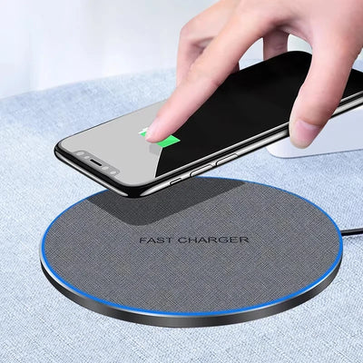 Ultra-Thin Fast Wireless Charger Pad for Samsung Galaxy S24 S23 S22 iPhone 15 14 13 Pro Max Wireless Induction Charging Station